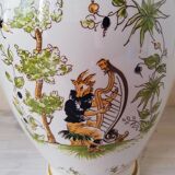 Vase old Moustier eighteenth century