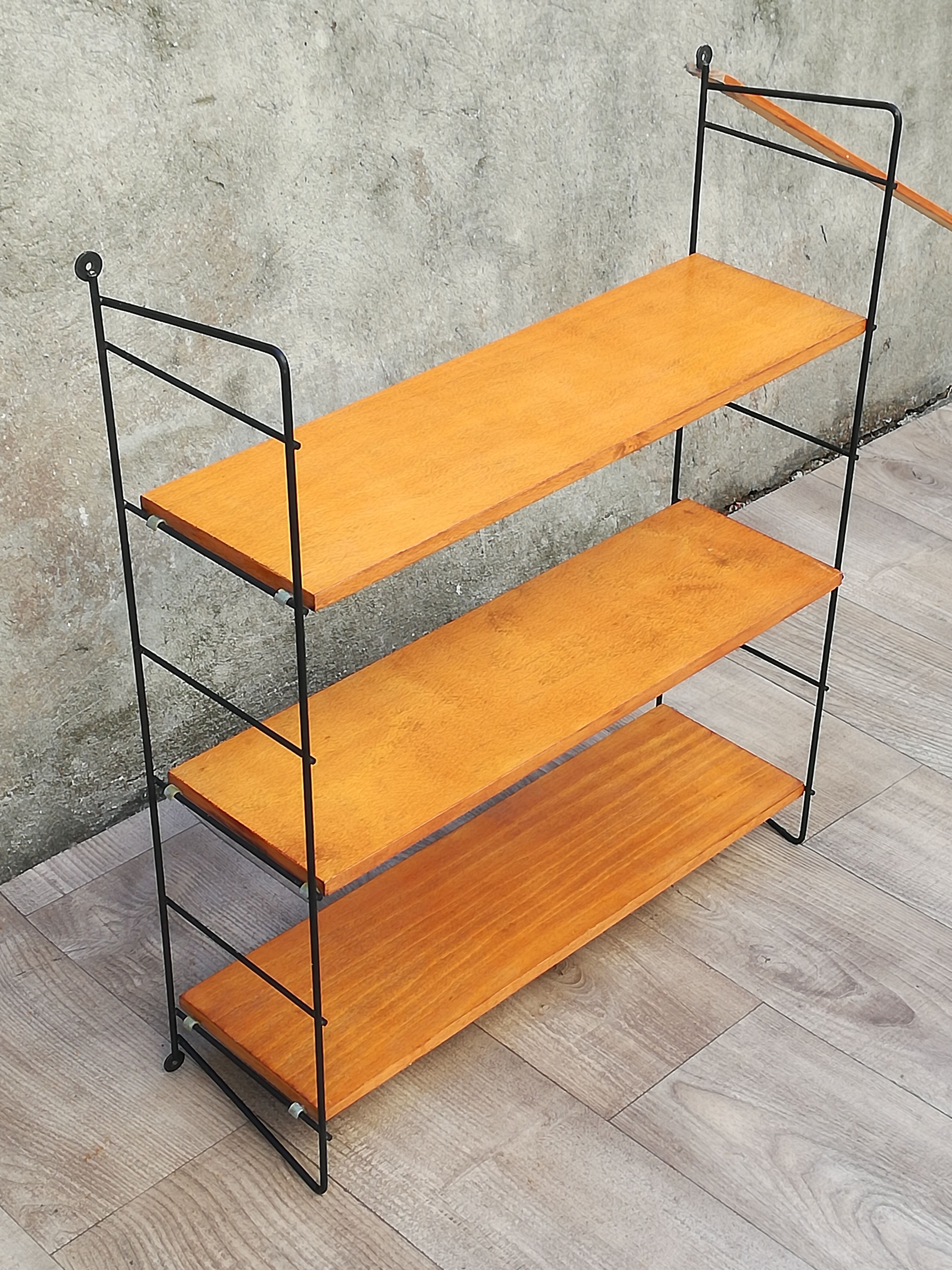 String modular wall shelf
