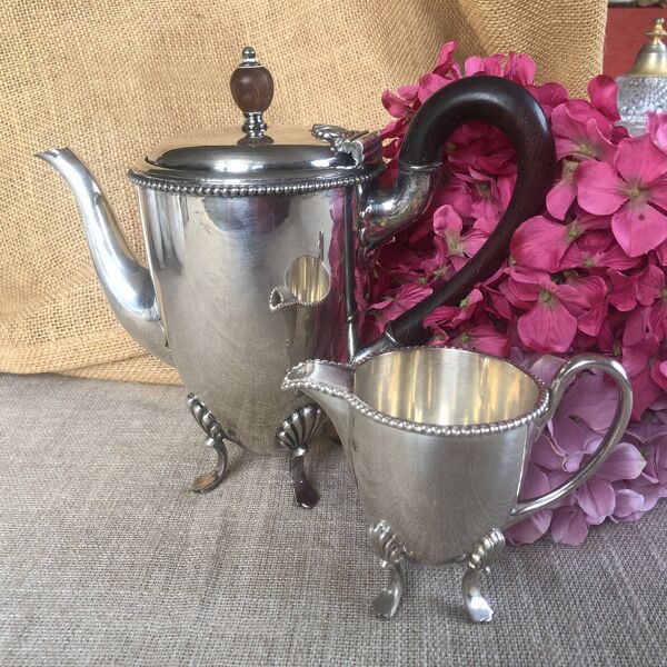 Verseuse ou théière avec son pot à lait H.L. Linton