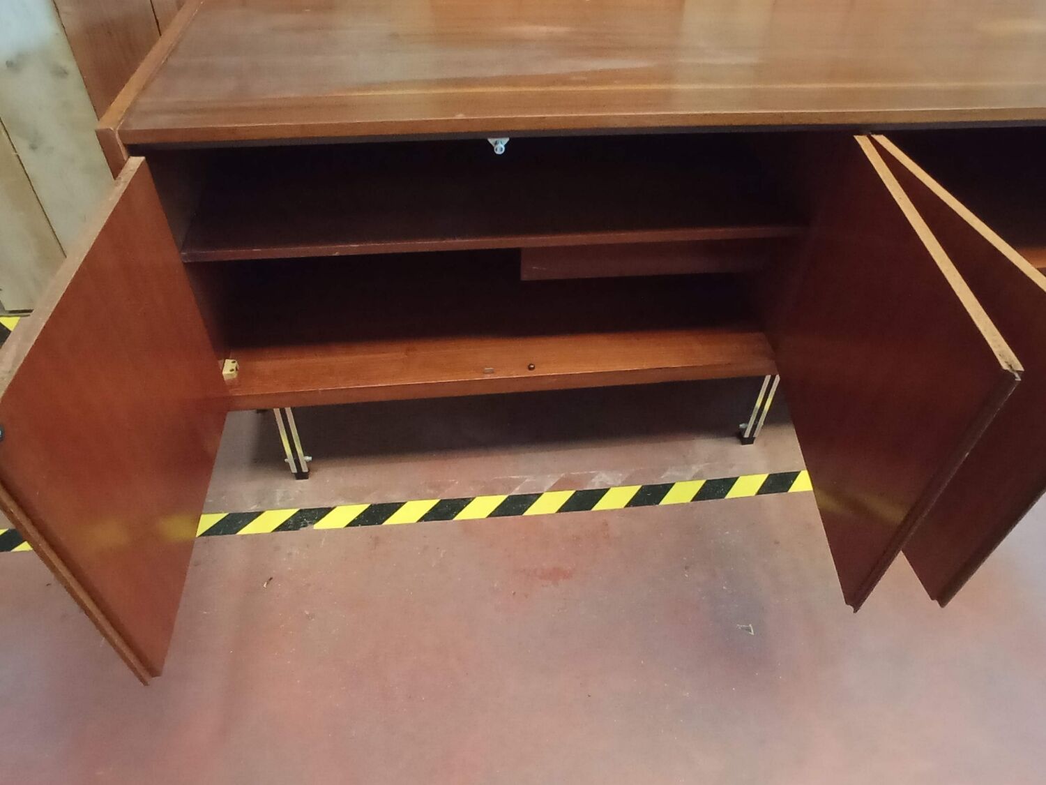 Enfilade 4 doors in teak