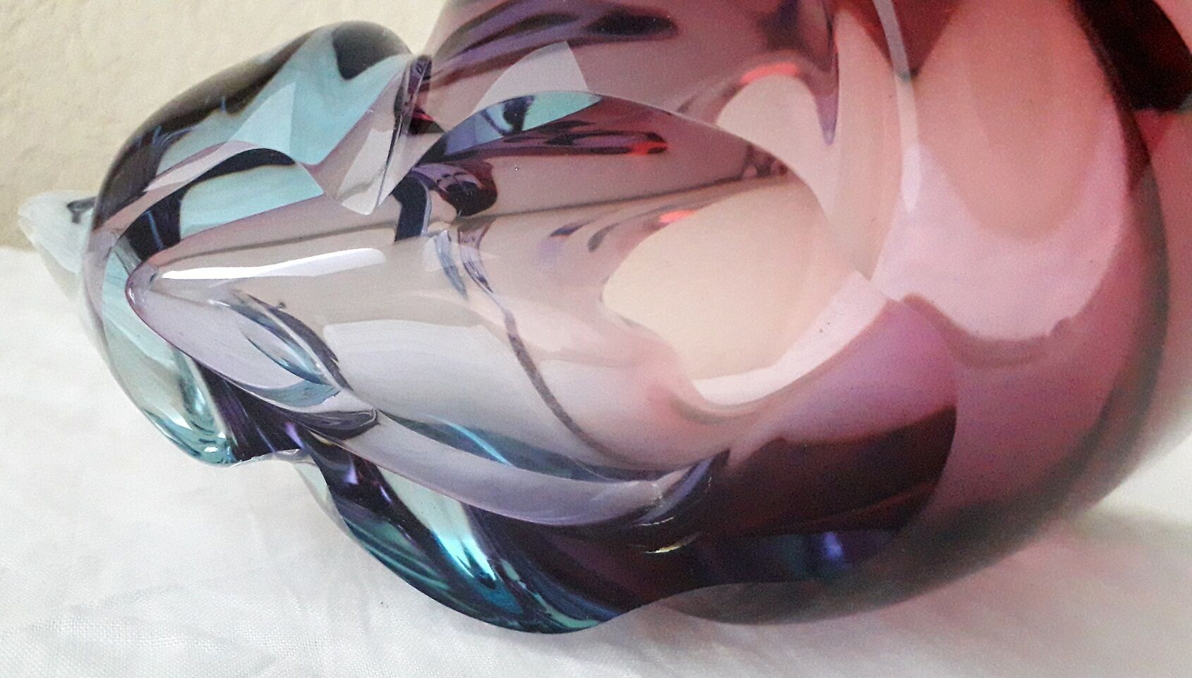 Ashtray shell glass