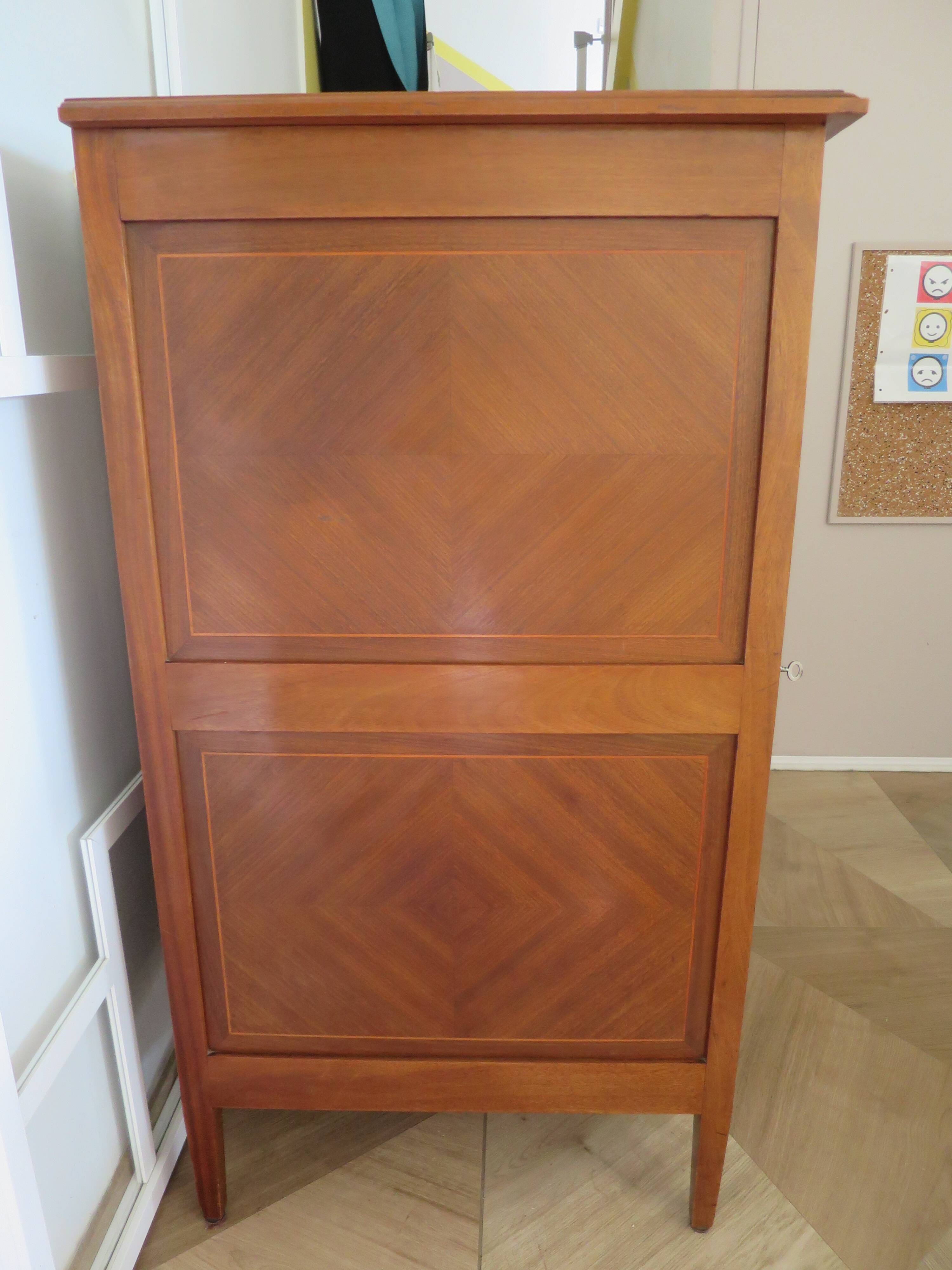 Buffet, bonnetière style Directoire