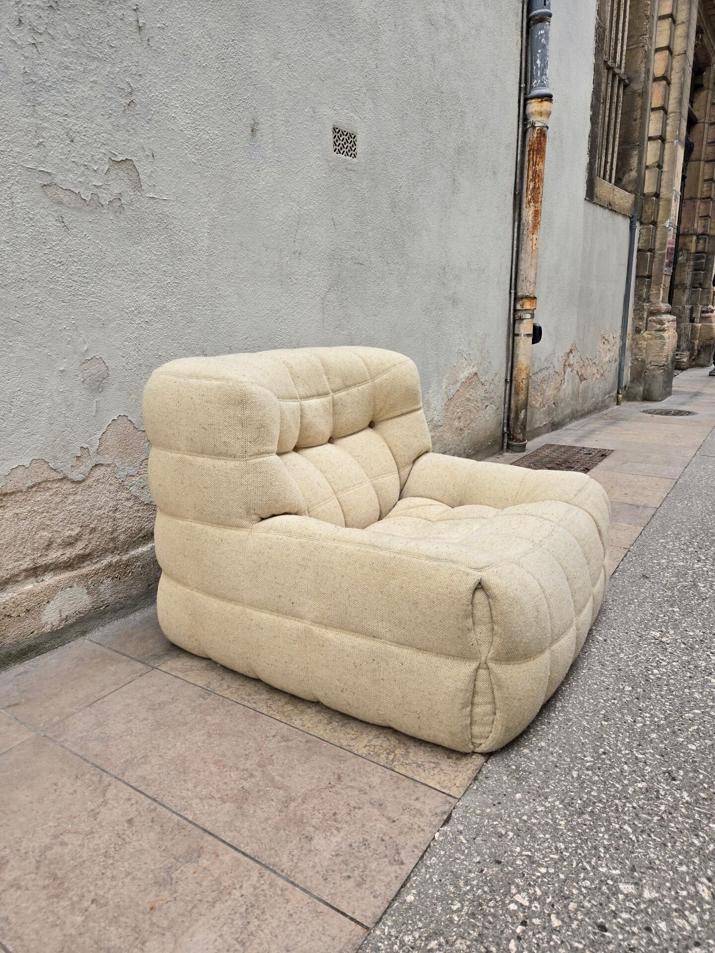 Kashima armchair by michel ducaroy