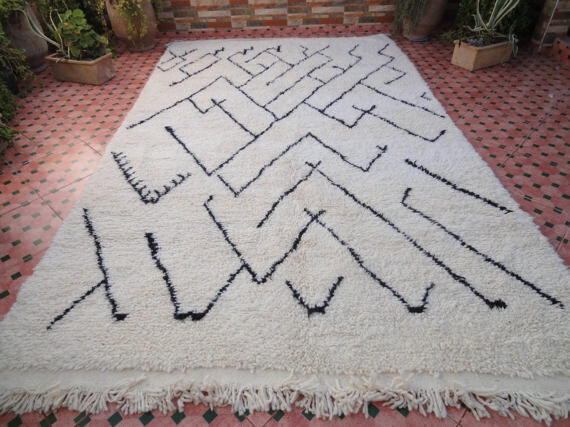 Beni ourain black-and-white carpet 315 x 189 cm