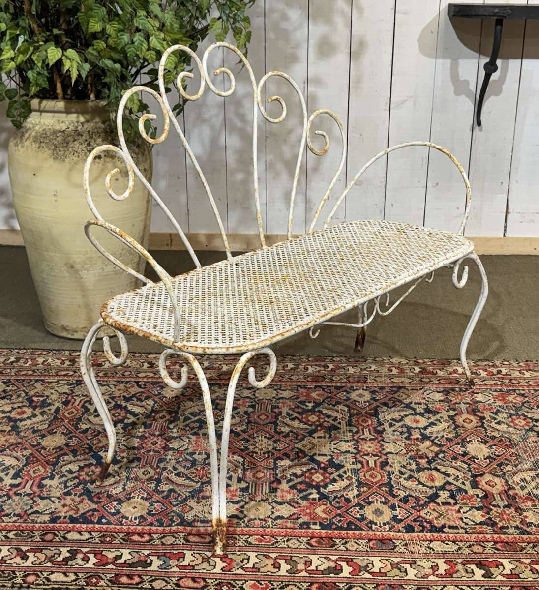 Banc de jardin en fer forgé des années 1950