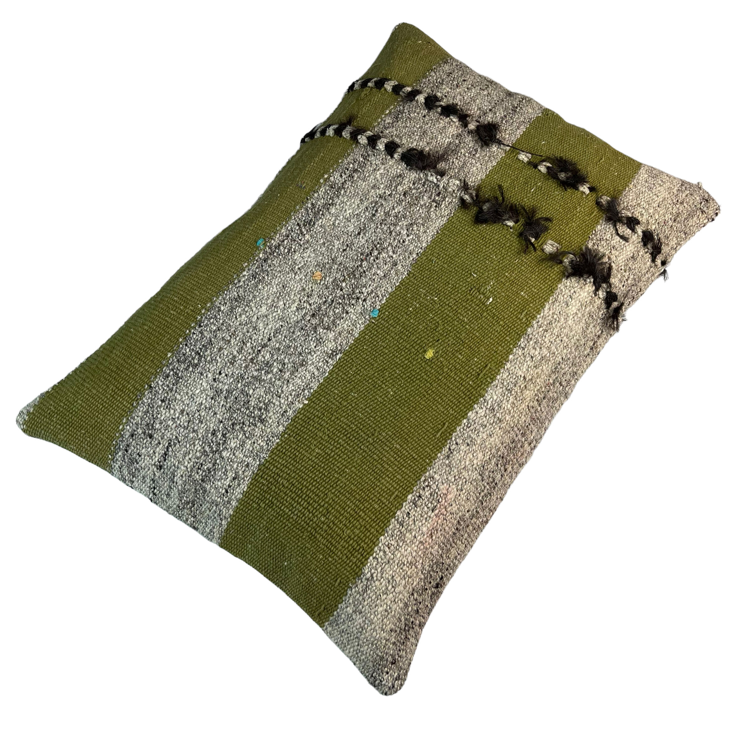 Vintage turkish handmade cushion cover , 40 x 60 cm