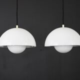 Iconic pair of VP1 white enamel flowerpot lamps  - Verner Panton - 100 % original - Louis Poulsen