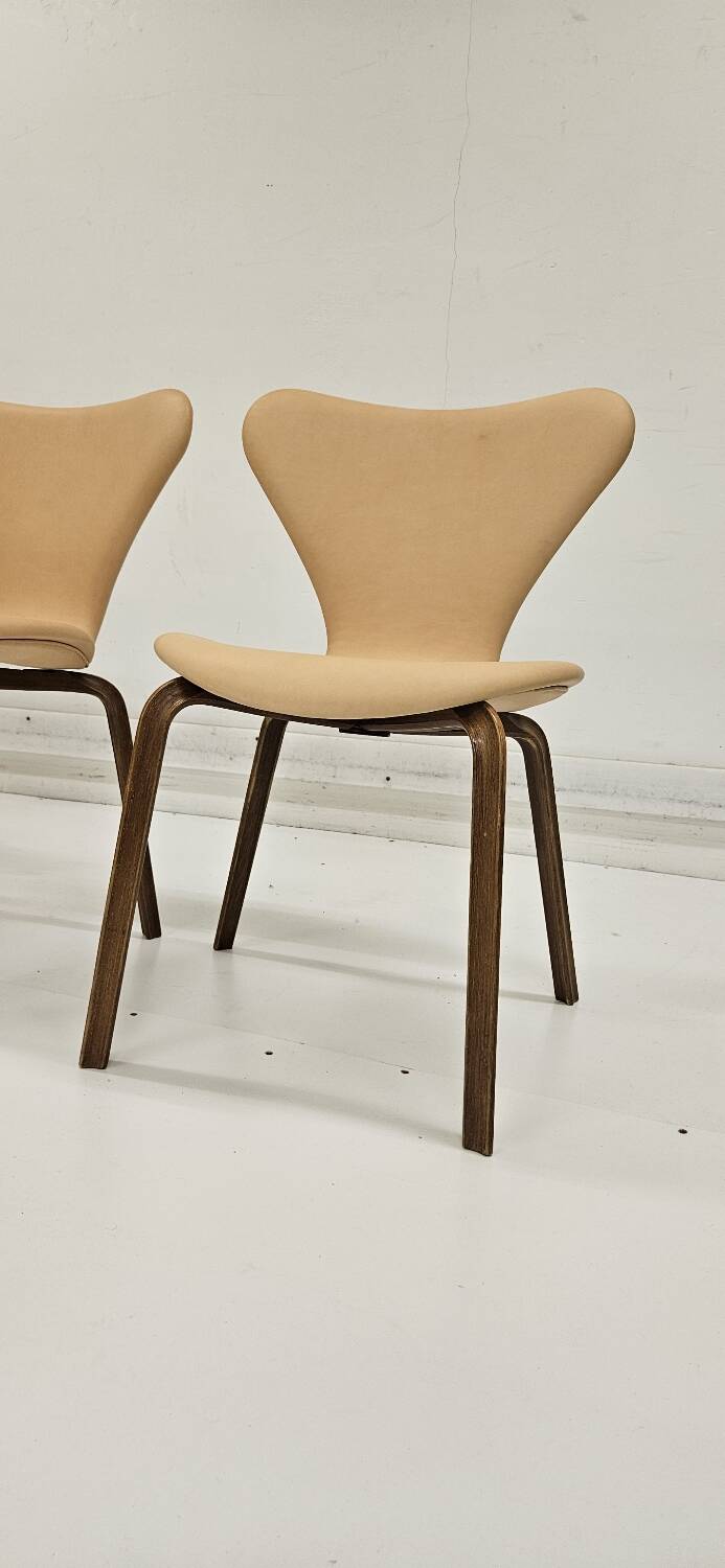 Ensemble Arne Jacobsen Seven chaise grand prix Fritz Hansen
