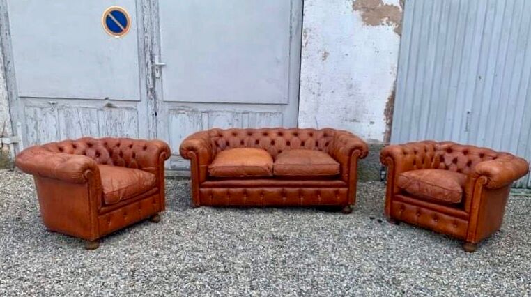 Salon canape and 2 chesterfield armchairs in vintage cognac leather from the 1970s
