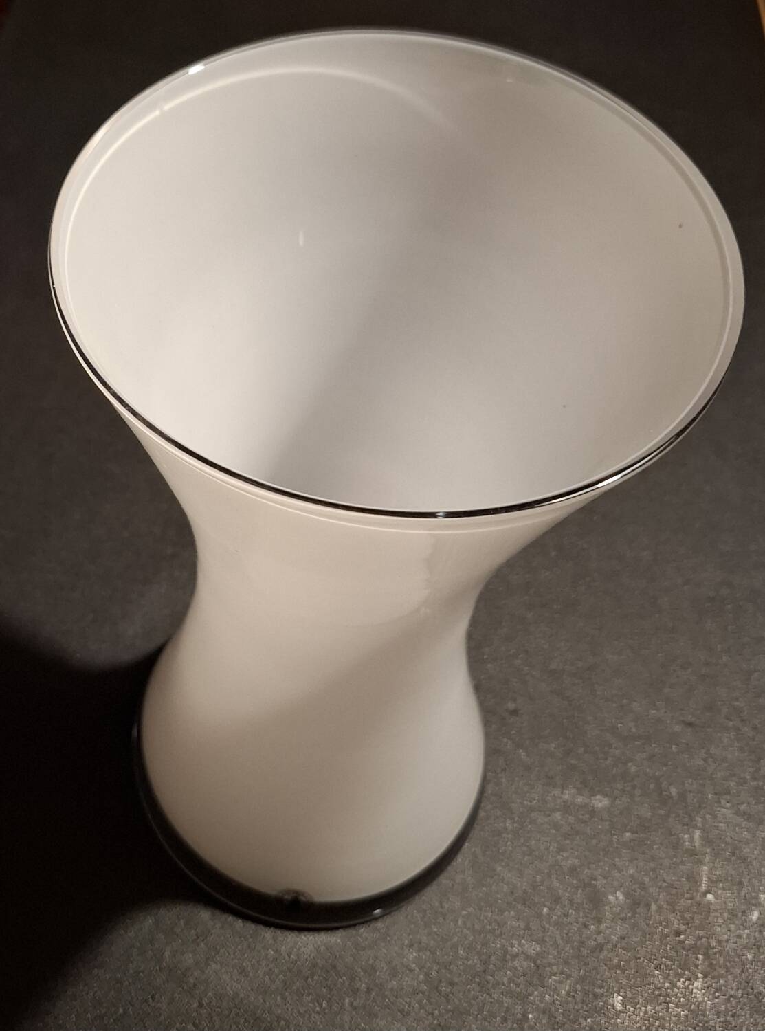 Contemporary handmade vase in opaline.