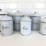 Enamelled iron kitchen pots