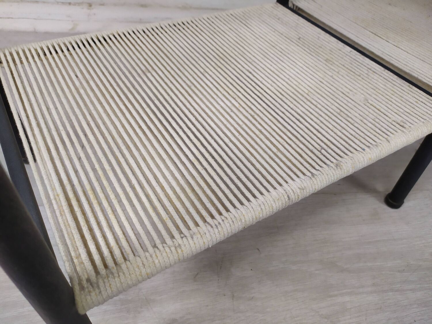 Vintage rope shelf