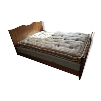Bed frame with headboard whiskers