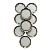 10 assiettes plates en grès