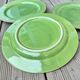 3 assiettes plates vertes