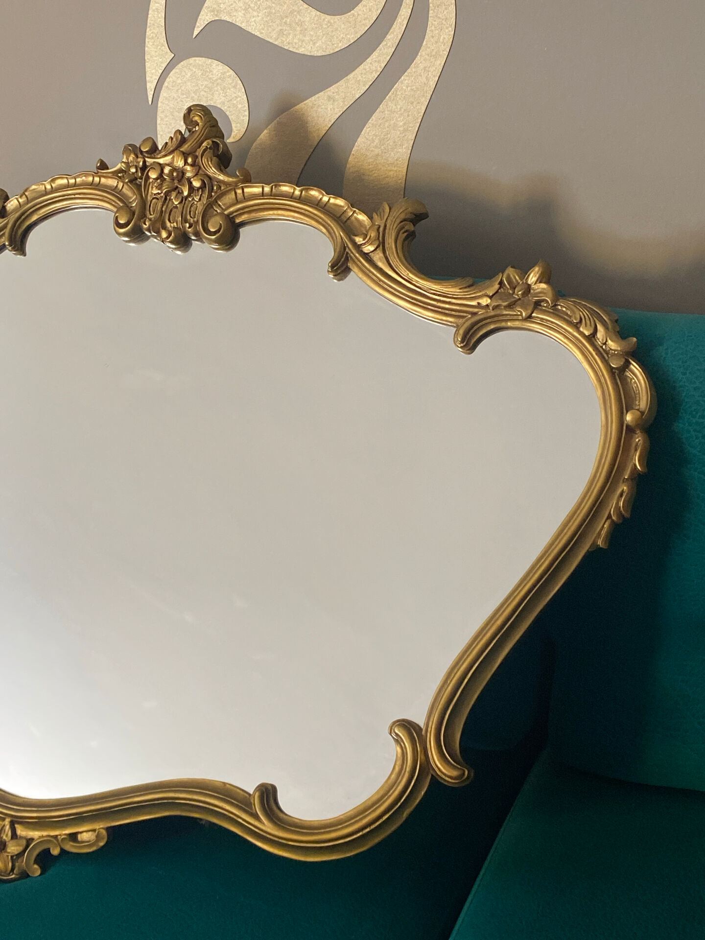 Grand miroir style Louis XV