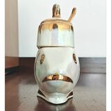 Ensemble de condiments vintage en forme de poisson