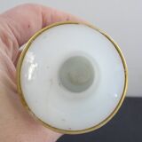 Vase miniature en opaline