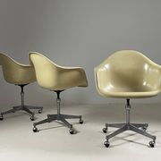 Fauteuil en fibre de verre par Charles Eames pour Herman Miller, 1960