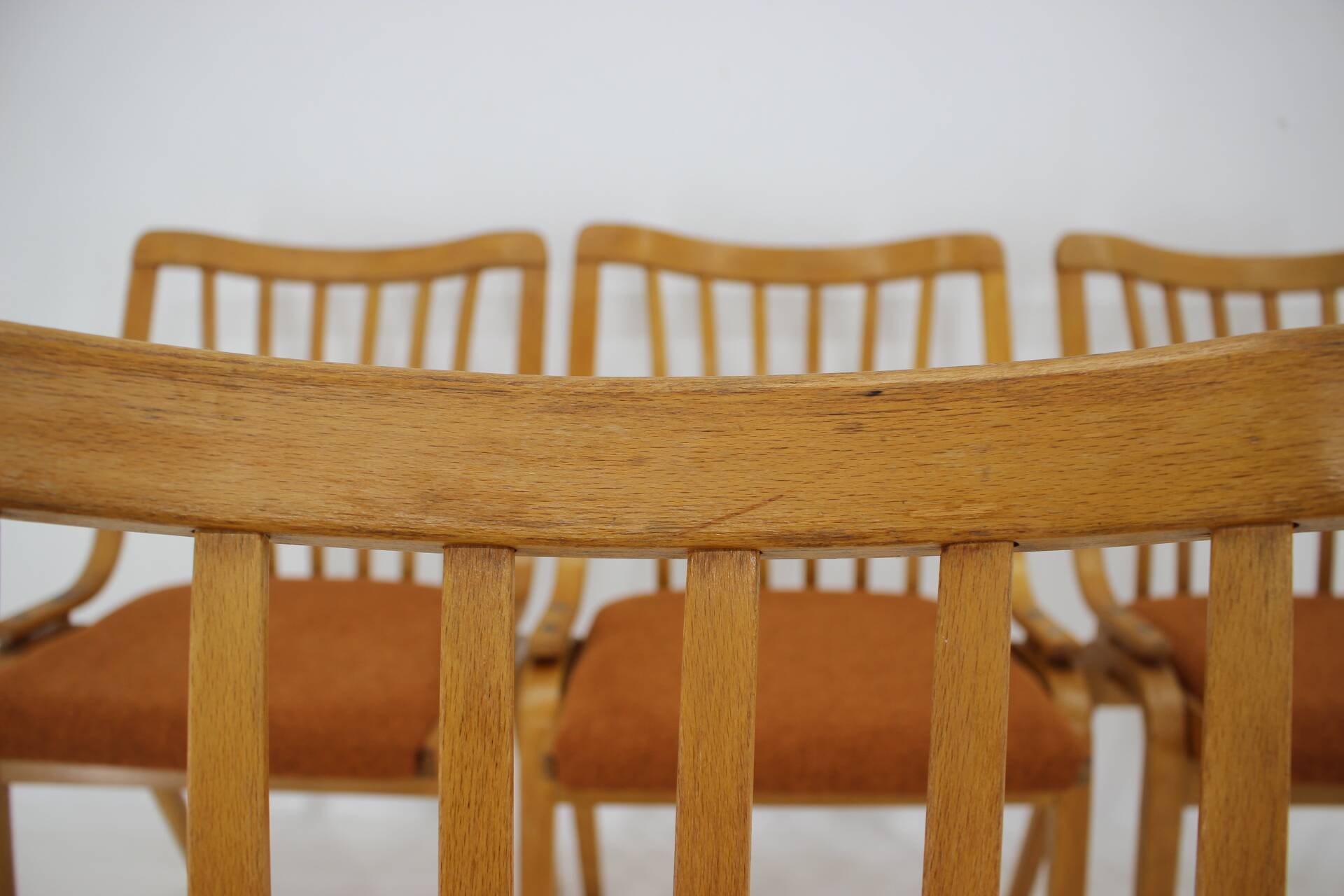 Ensemble des années 1970 de quatre chaises de salle à manger Antonin Suman par Ton, Tchécoslovaquie
