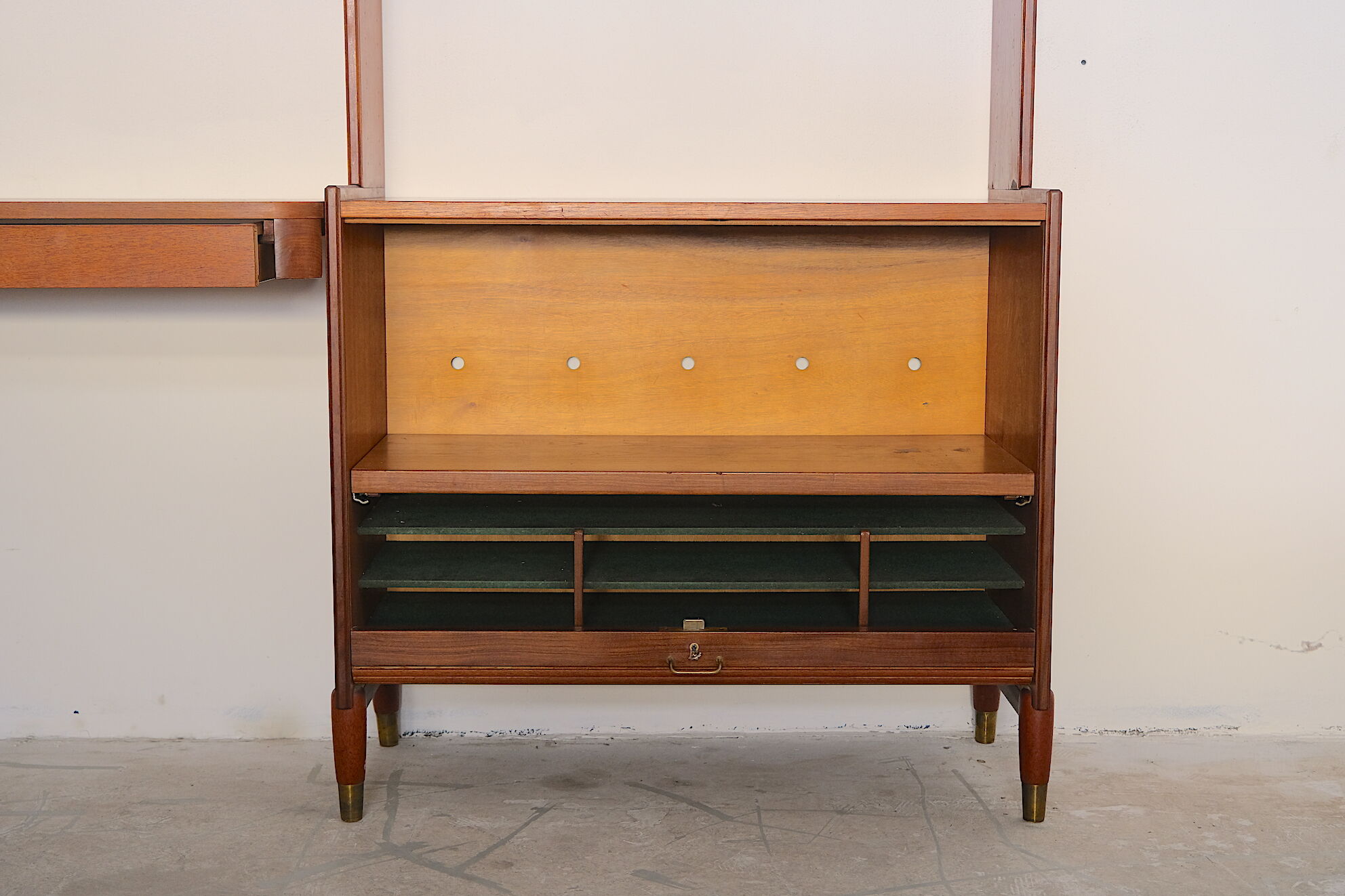 Norwegian Mid Century Modular Standing Shelf, 1960's