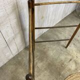 Vintage towel rest