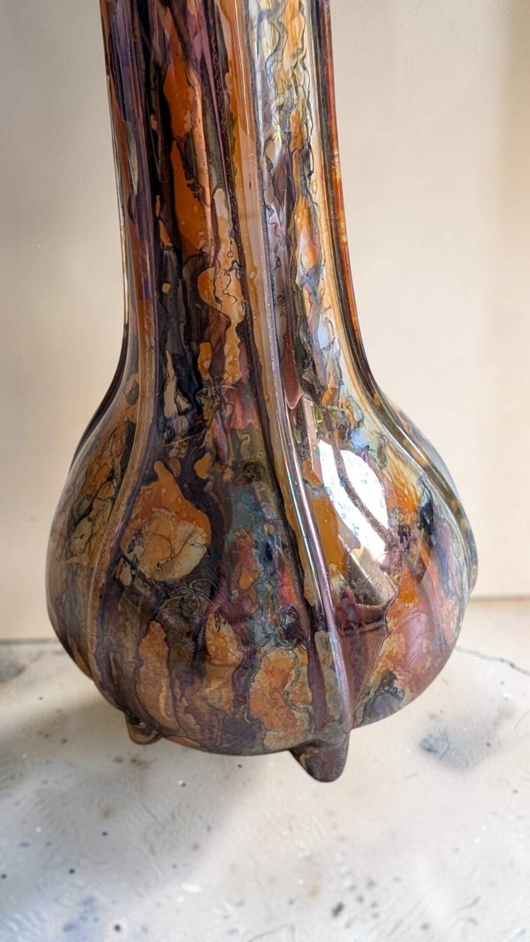 Artistic vase signed M. Venys – vintage marbled glass – 31 cm