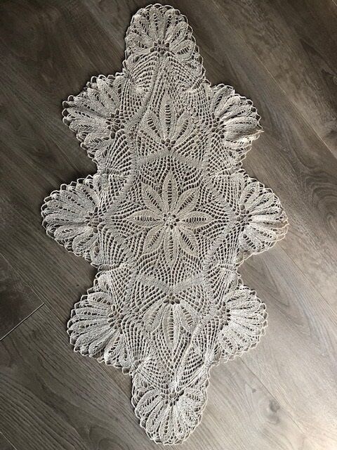 large old placemat (80cmx45) handmade