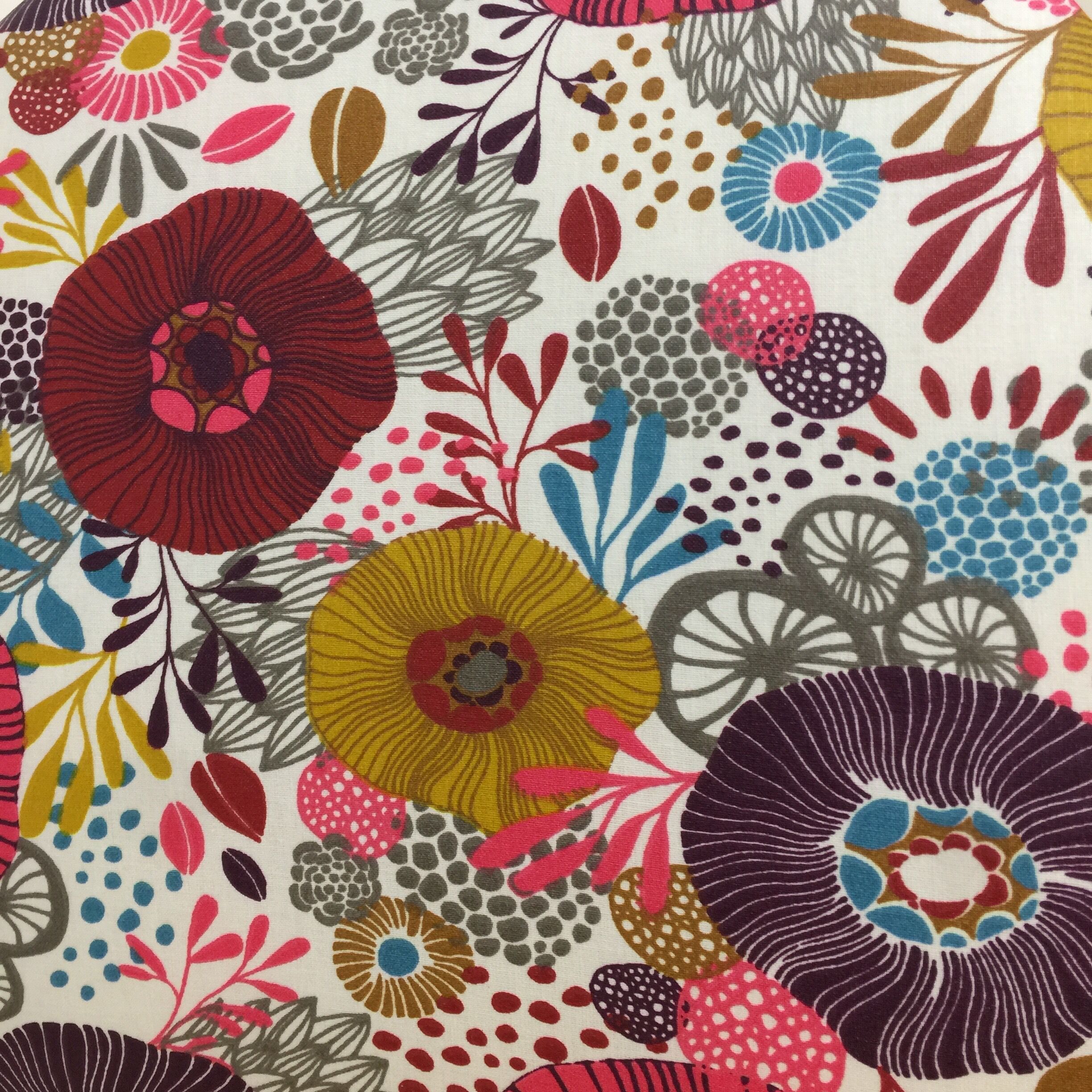 UNSALIZABLE vintage children's chair