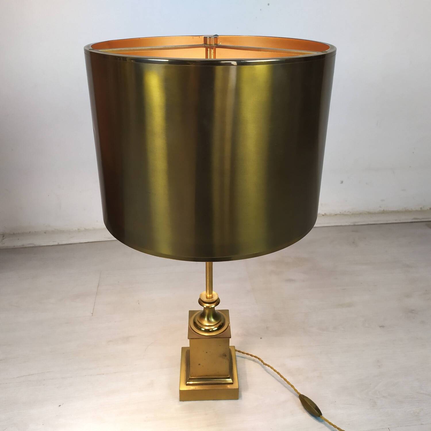 Gilded bronze lamp from Maison Charles
