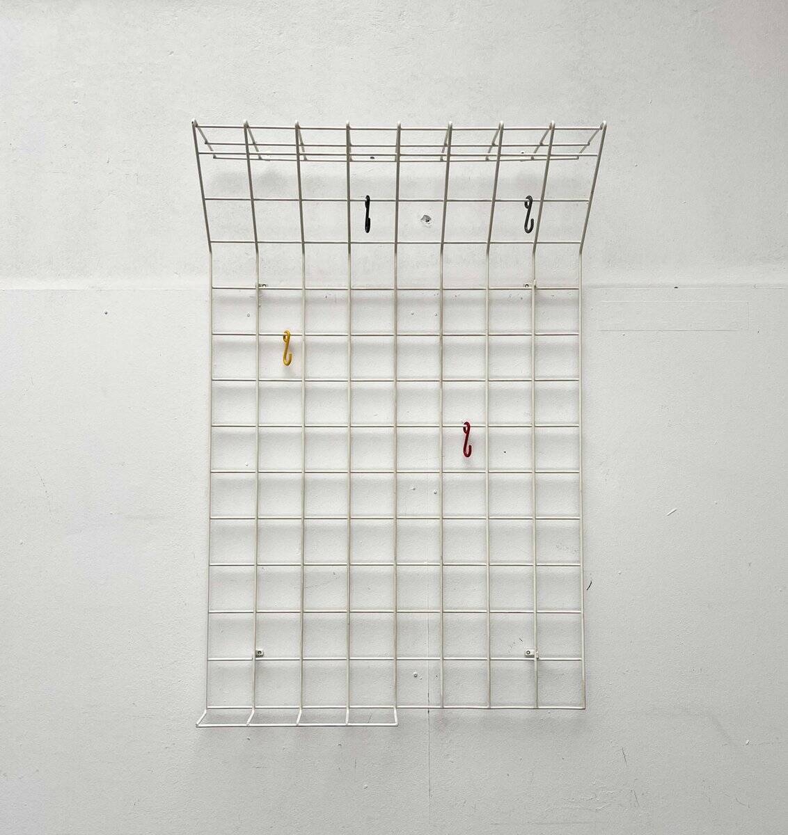 Minimalist white wire coat rack from mid-century Germany, 1960s.