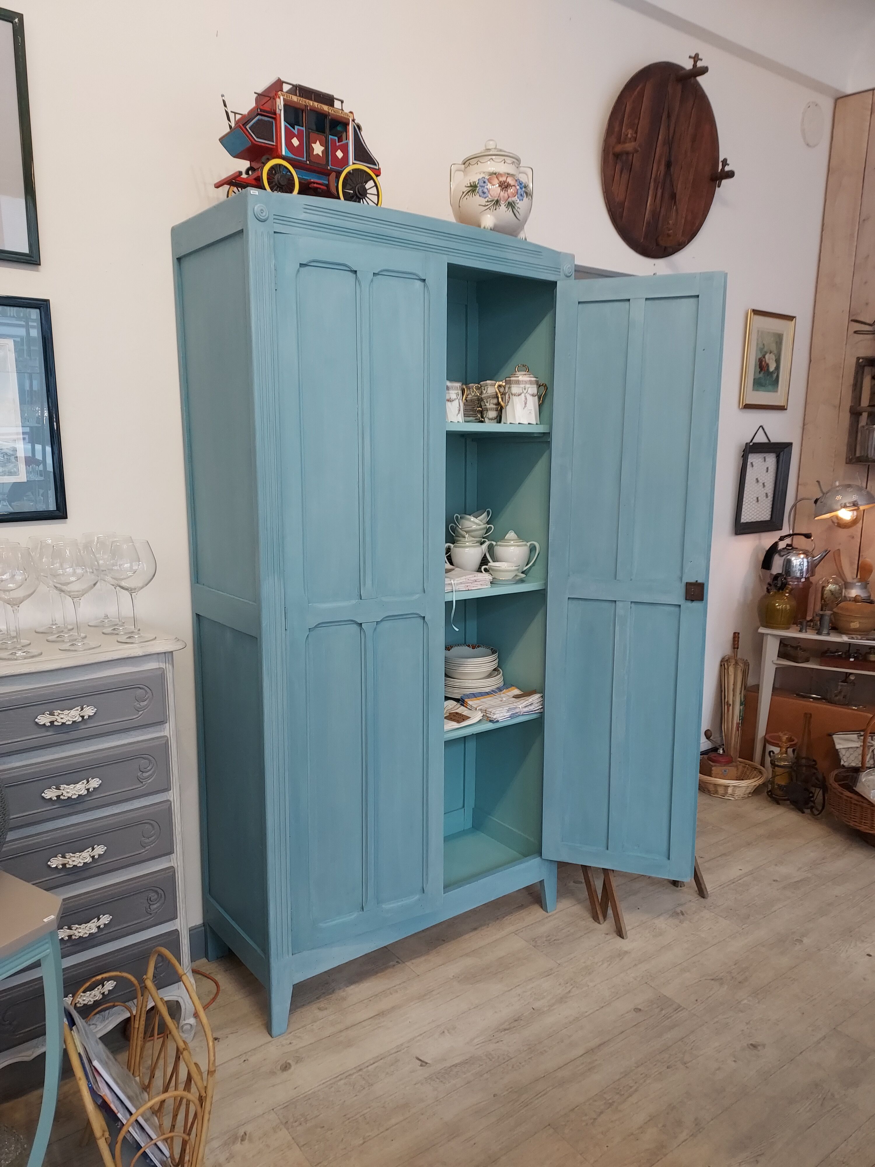 Armoire parisienne 2 portes