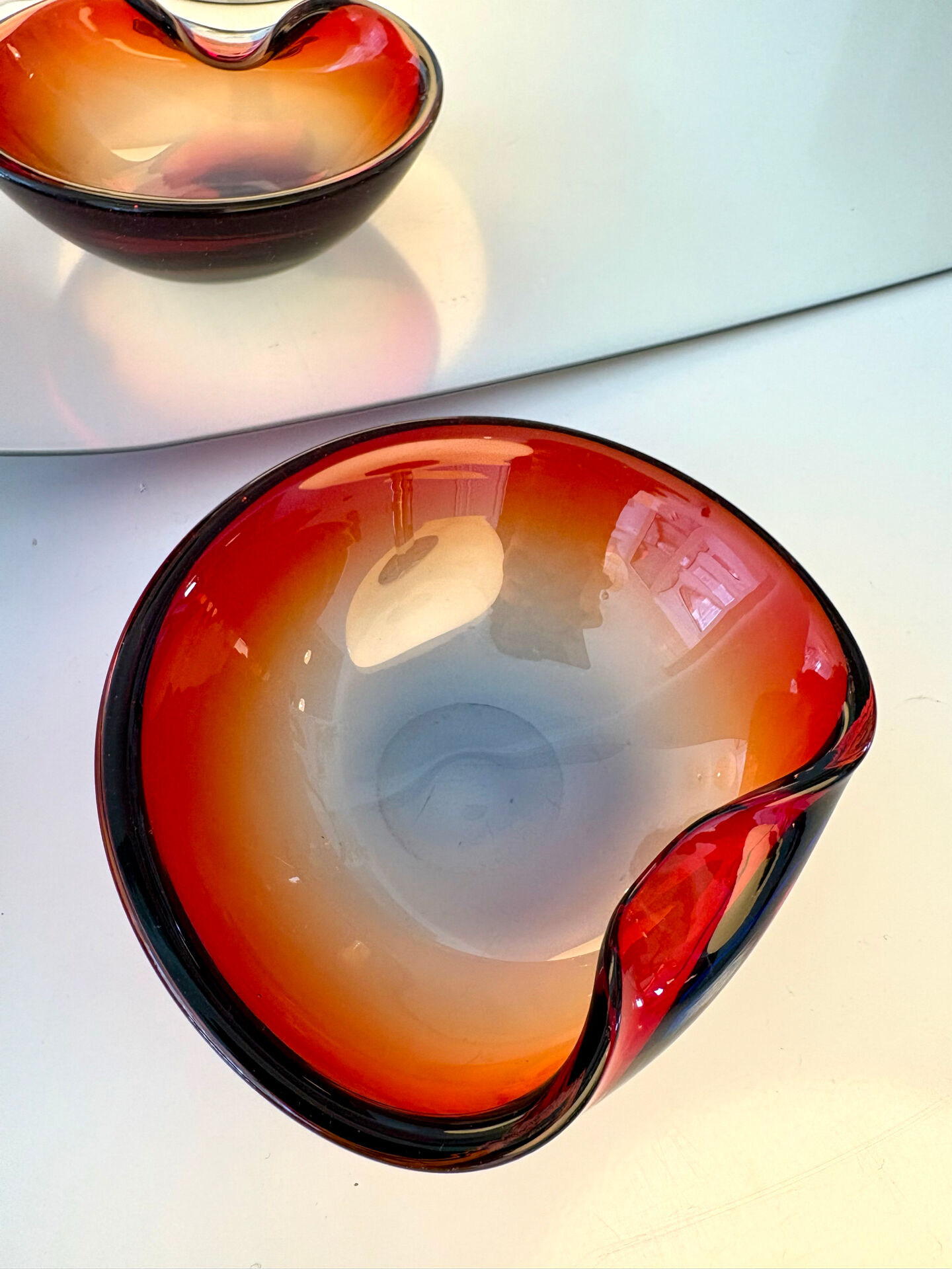 Ashtray / pocket emptier Murano sommerso 1960