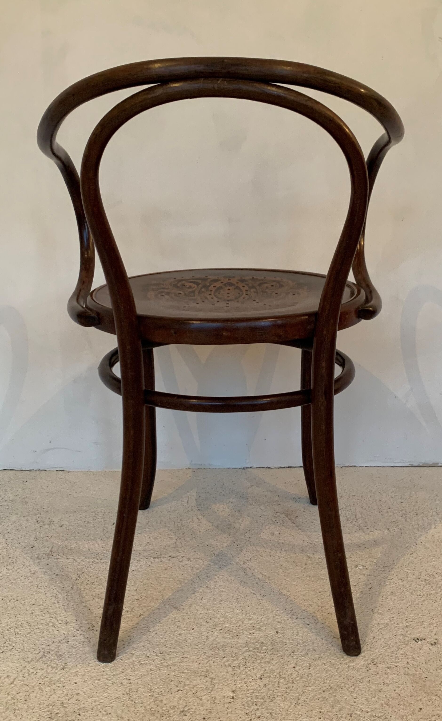 Fauteuil de bureau en bois courbé J.J  Kohn
