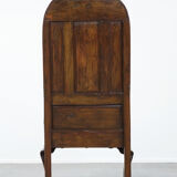 Chaise d'agnelage anglaise ancienne à capuchon du XVIIIe siècle, de forme particulière.