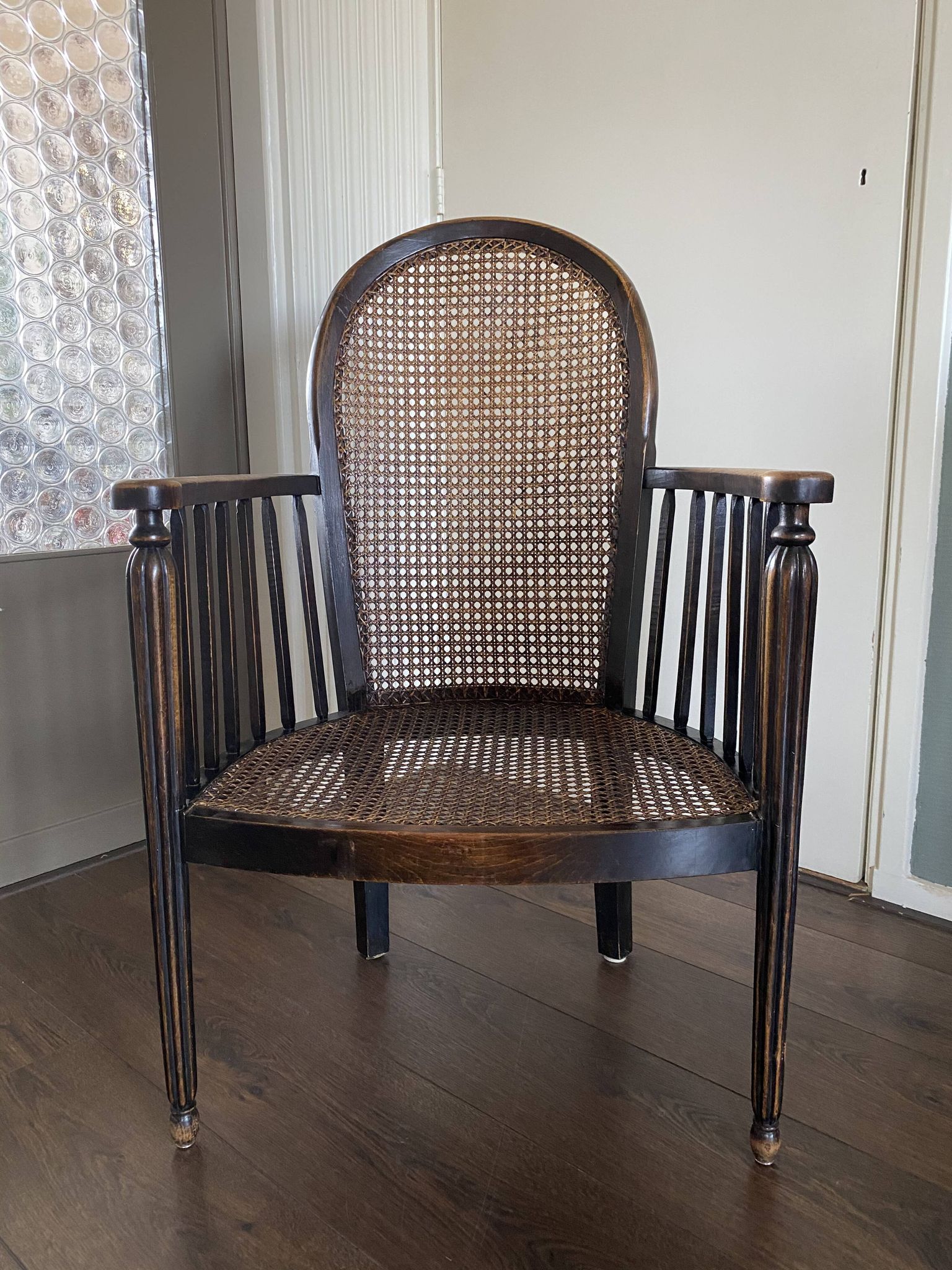 Fauteuil art déco en bois et rotin, années 1920