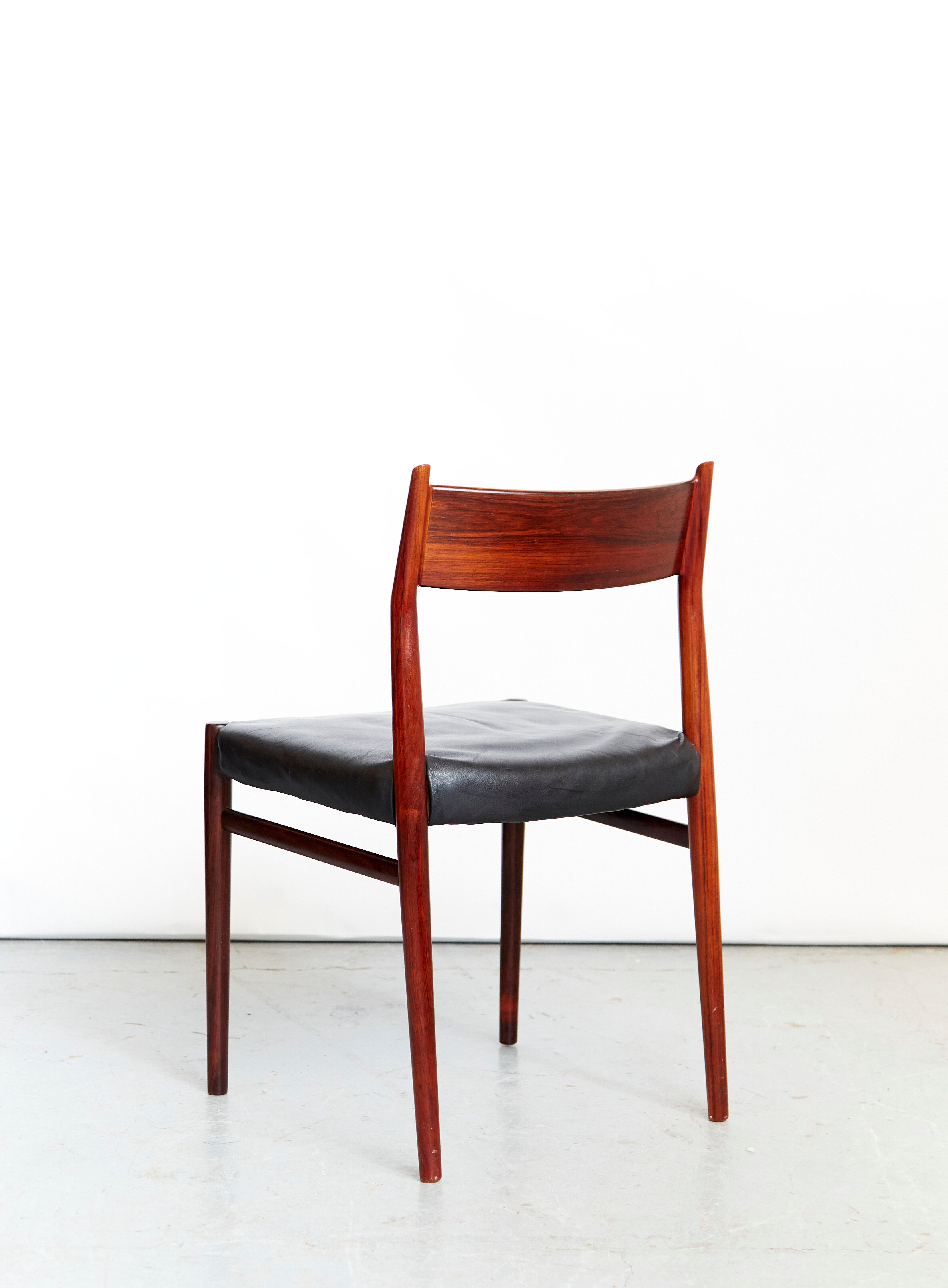 Arne Vodder dining chairs No.418 for Sibast