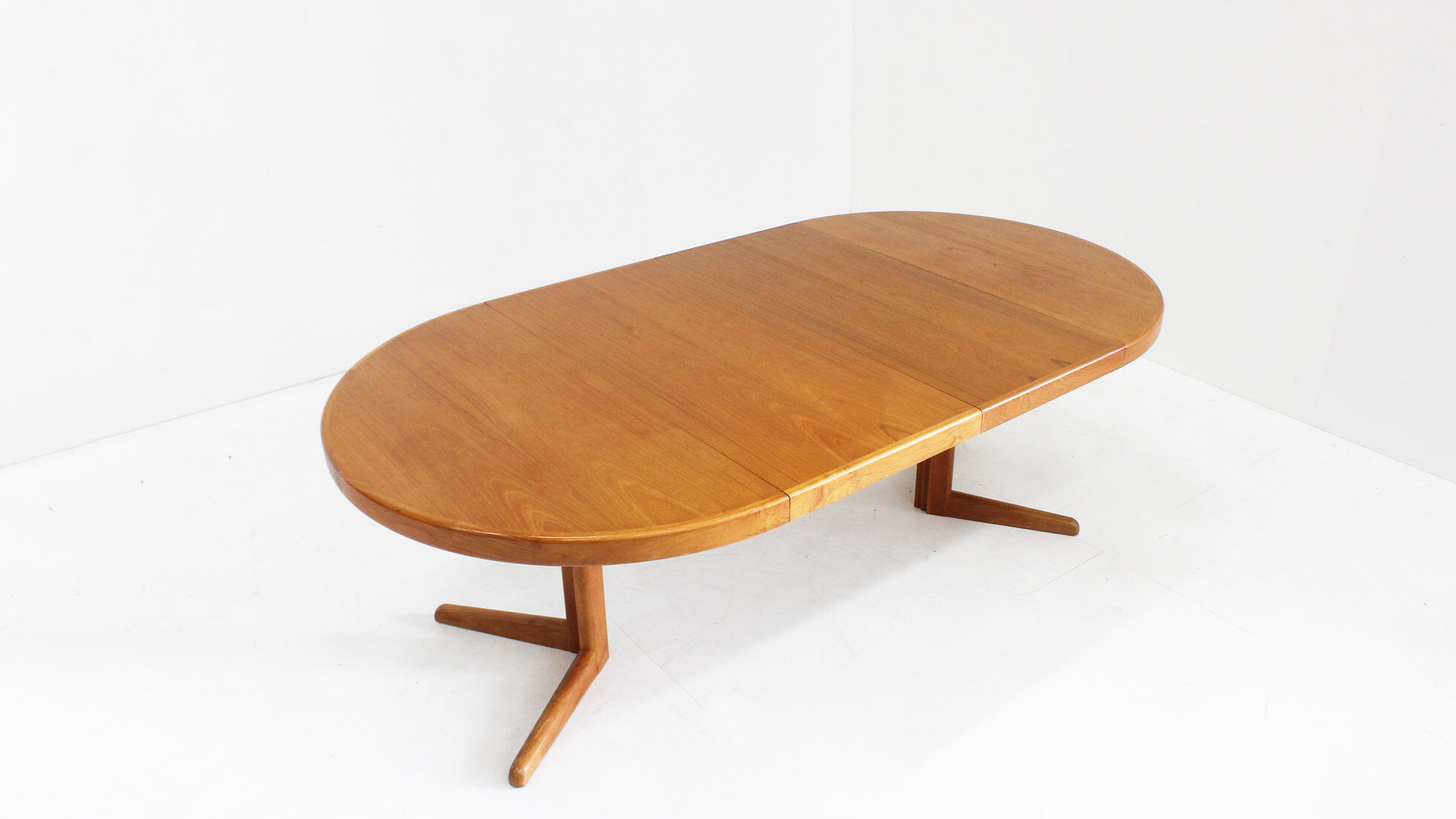 Vintage Danish round extendable dining table teak by Bramin 1960s