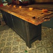 Ancien établi, meuble de métier d'atelier, buffet