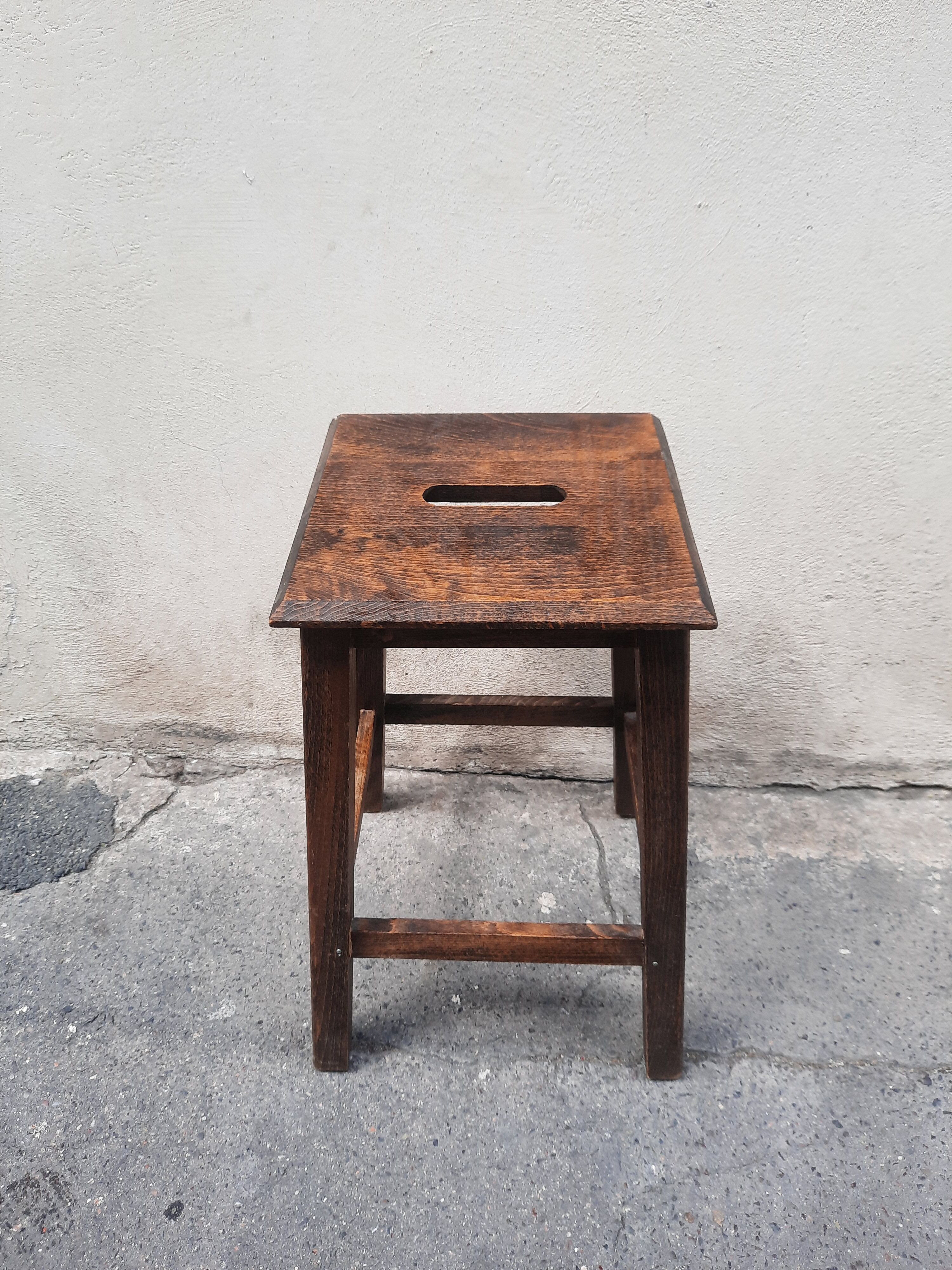 Workshop stool