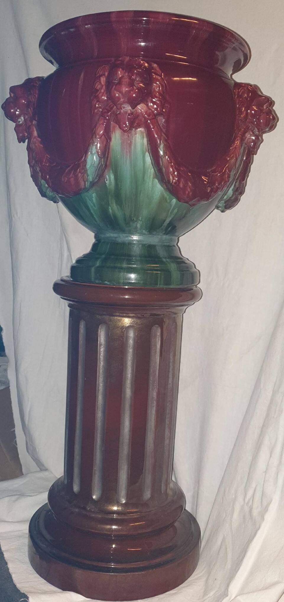 CLEMENT POT ON COLUMN CLEMENT MASSIER