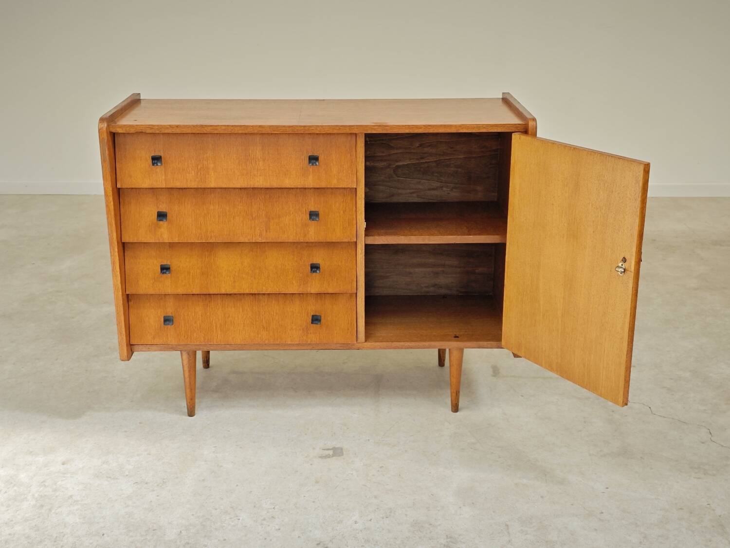 Small sideboard with spindle legs, France 1960