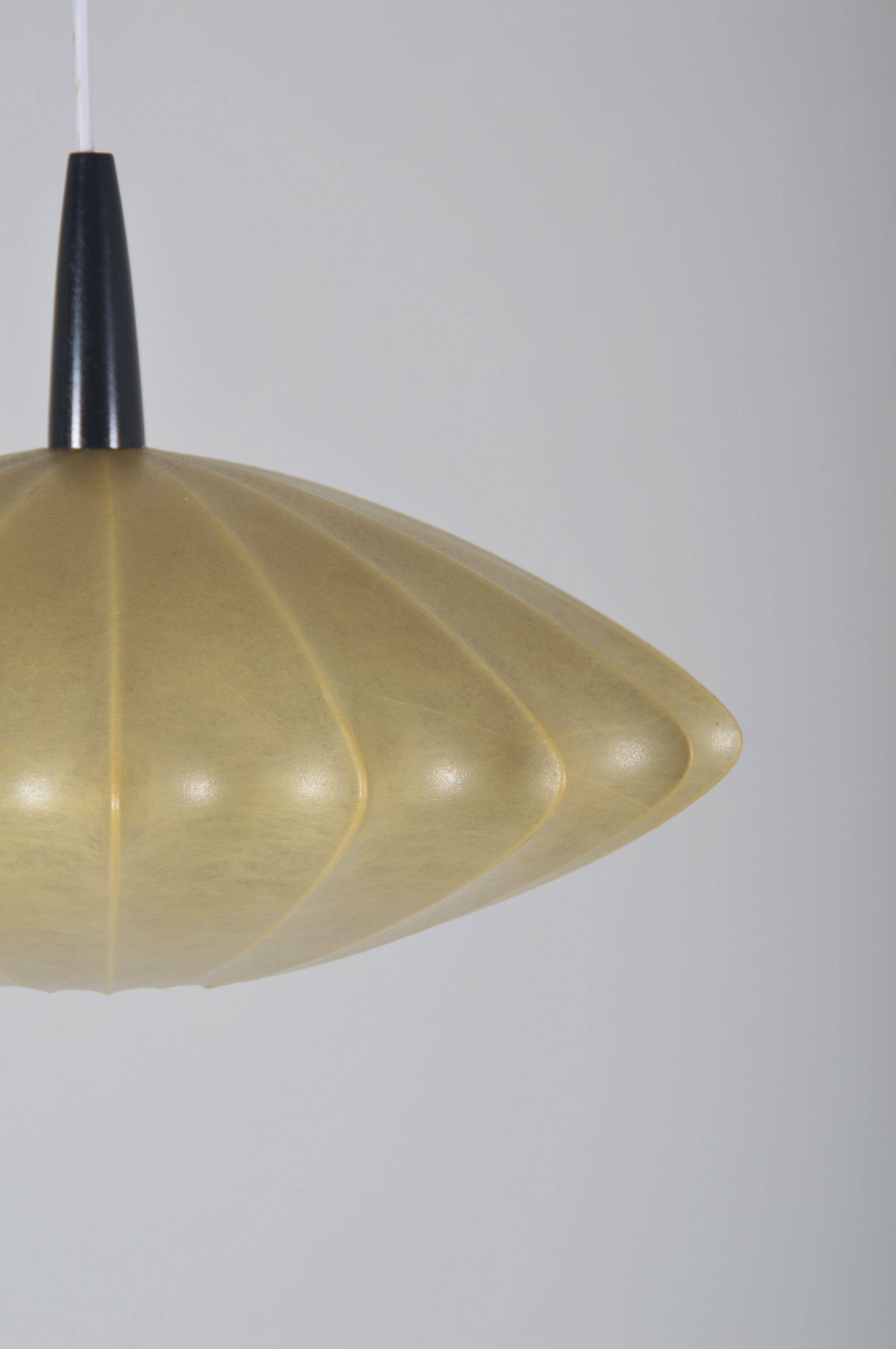 Vintage cocoon pendant lamp in UFO shape, 1960s