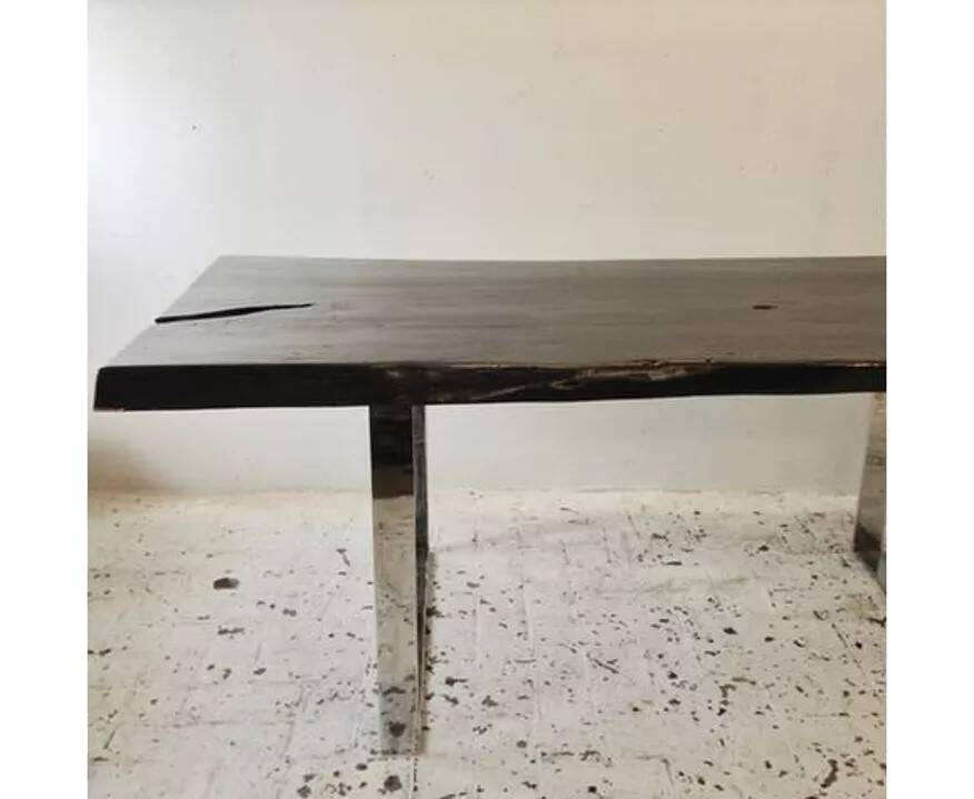 Table Brutaliste