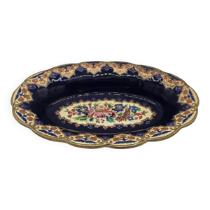 Plat ovale en faïence