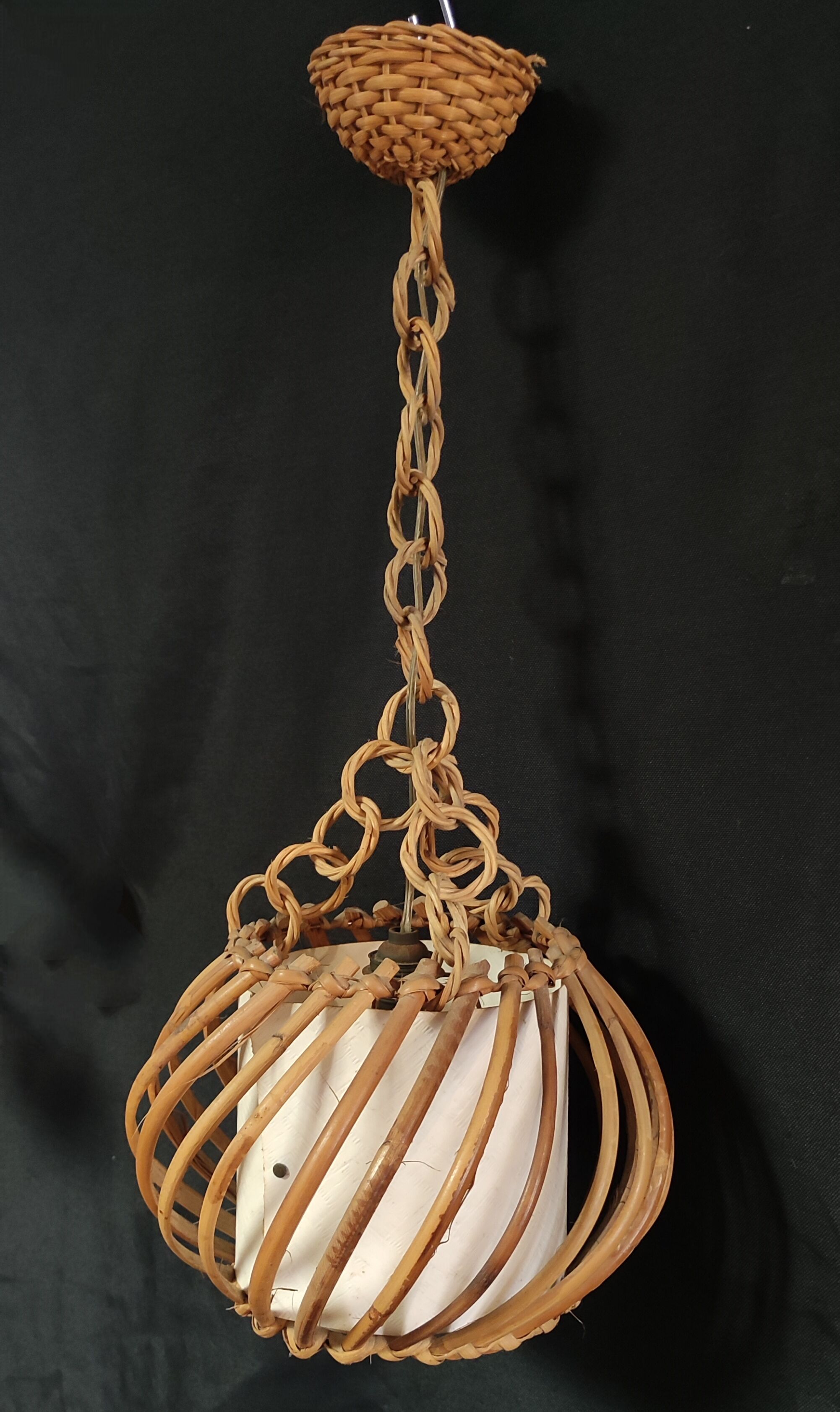 Vintage rattan pendant lamp