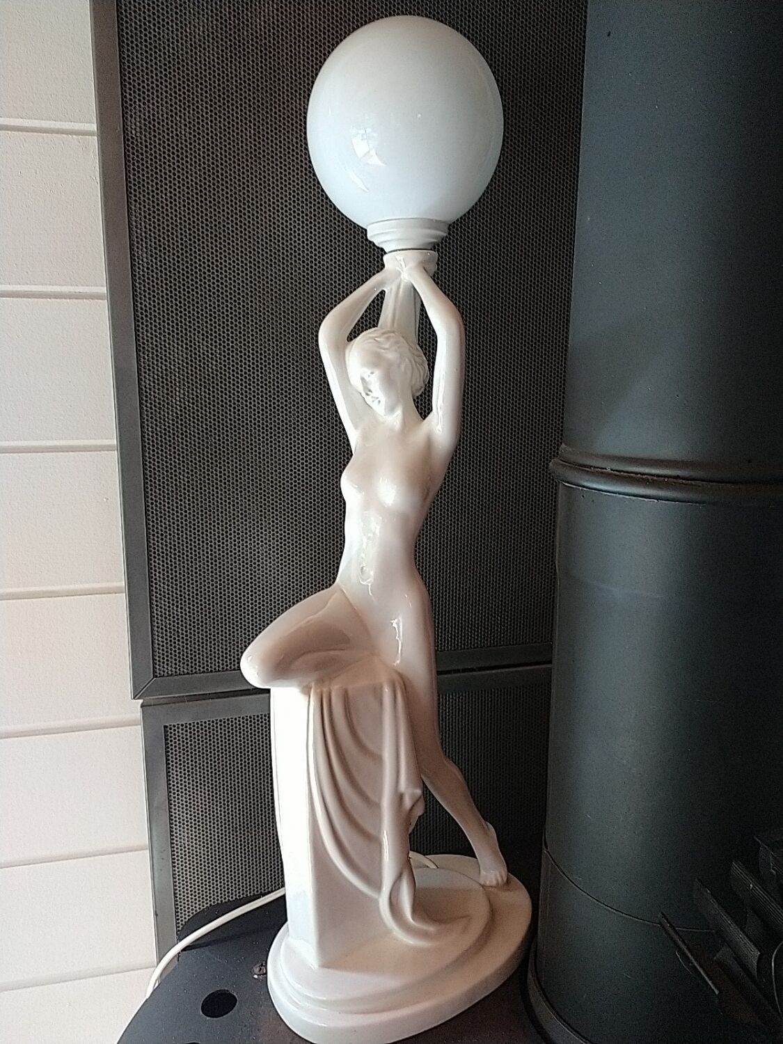 1970s lamp. Nude Art Deco style. 67cm.