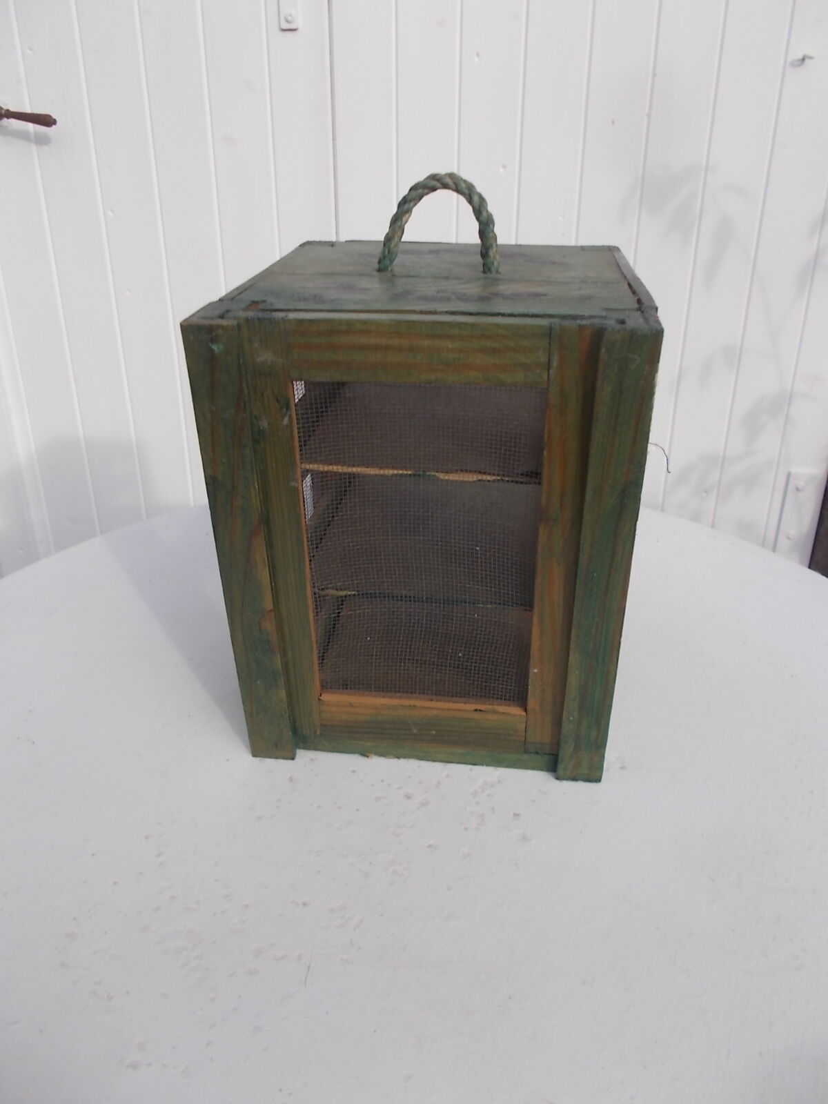 Table pantry