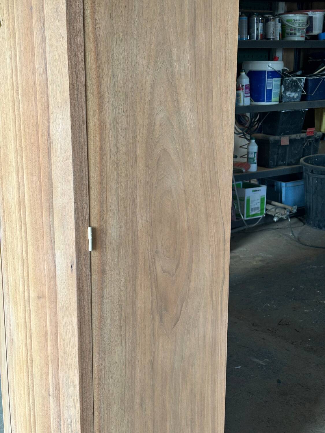 Armoire parisienne art déco bois naturel