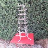 Wrought iron hedgehog for bottle